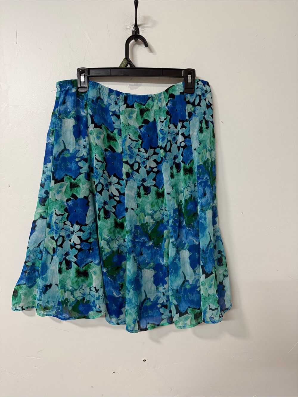 Dress Barn Blue and Green Floral Circle Skirt